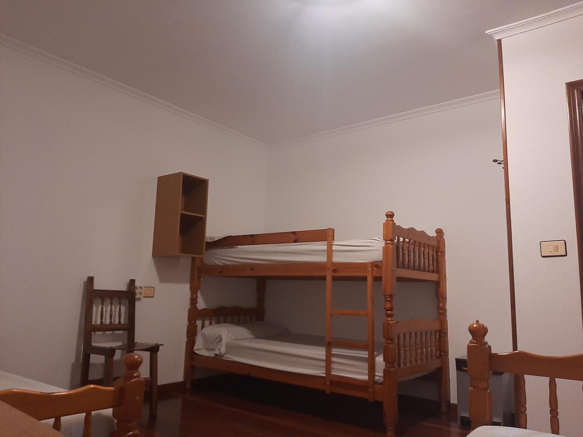 Albergue Berce Do Camino 特里亚卡斯特拉 外观 照片