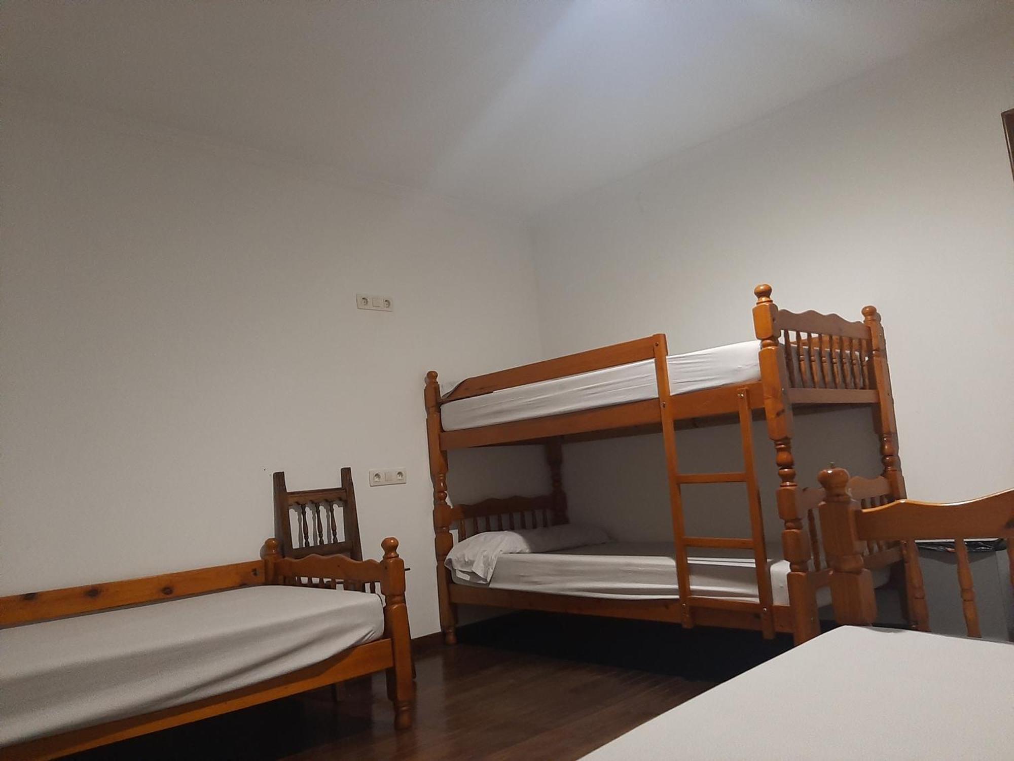 Albergue Berce Do Camino 特里亚卡斯特拉 外观 照片